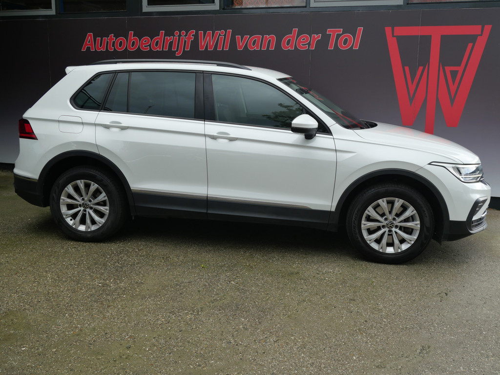 Volkswagen Tiguan 1.4 TSI eHybrid BUSINESS+ | PHEV | A.C.C | LED | CARPLAY | TREKHAAK!! 57311910-0.jpg | Autobedrijf Wil van der Tol