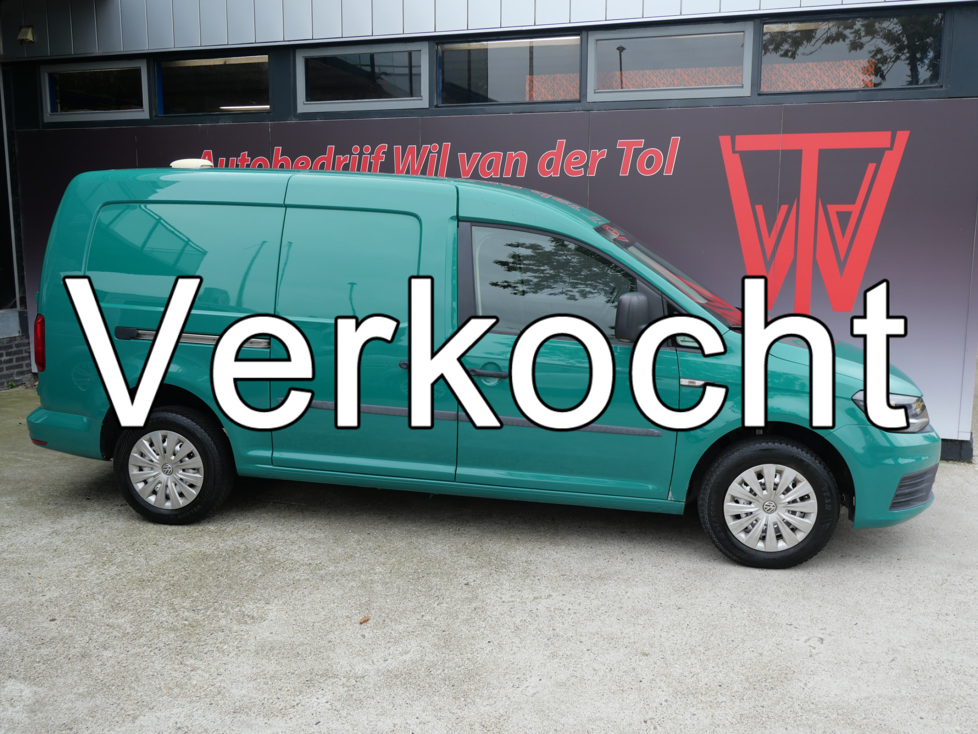 Volkswagen Caddy Maxi 2.0 TDI HIGHLINE | L2H1 | CRUISE | AIRCO | NAVIGATIE | TREKHAAK | EURO 6!! 40234043-0.jpg | Autobedrijf Wil van der Tol