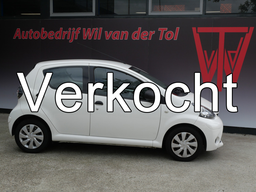 Toyota Aygo 1.0 VVT-i NOW | 5-DRS | AIRCO | 1e EIGENARESSE | DEALER ONDERHOUDEN!! 53683276-0.jpg | Autobedrijf Wil van der Tol
